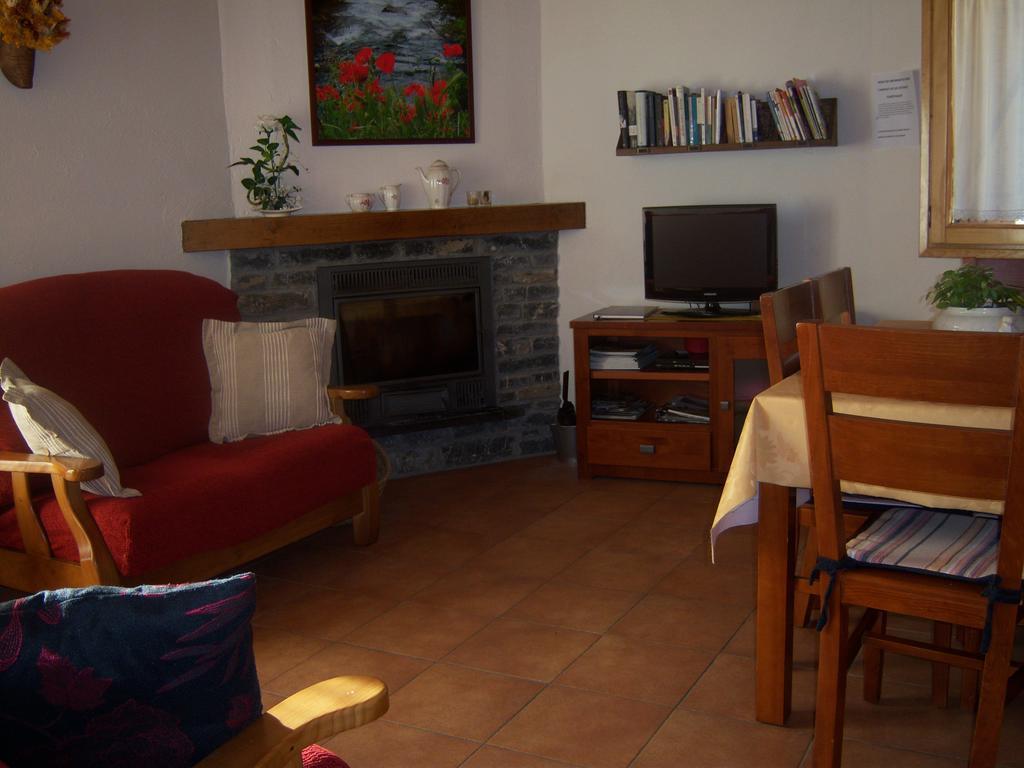 Hostal Casa Rogel Llesuy Exterior foto