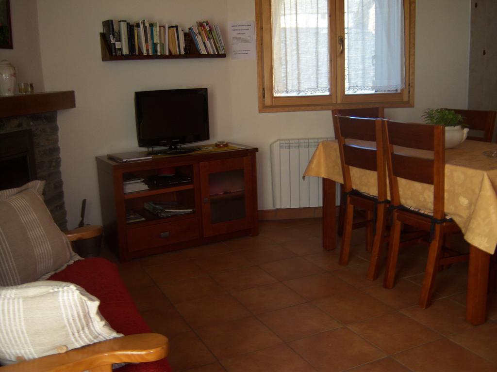 Hostal Casa Rogel Llesuy Exterior foto